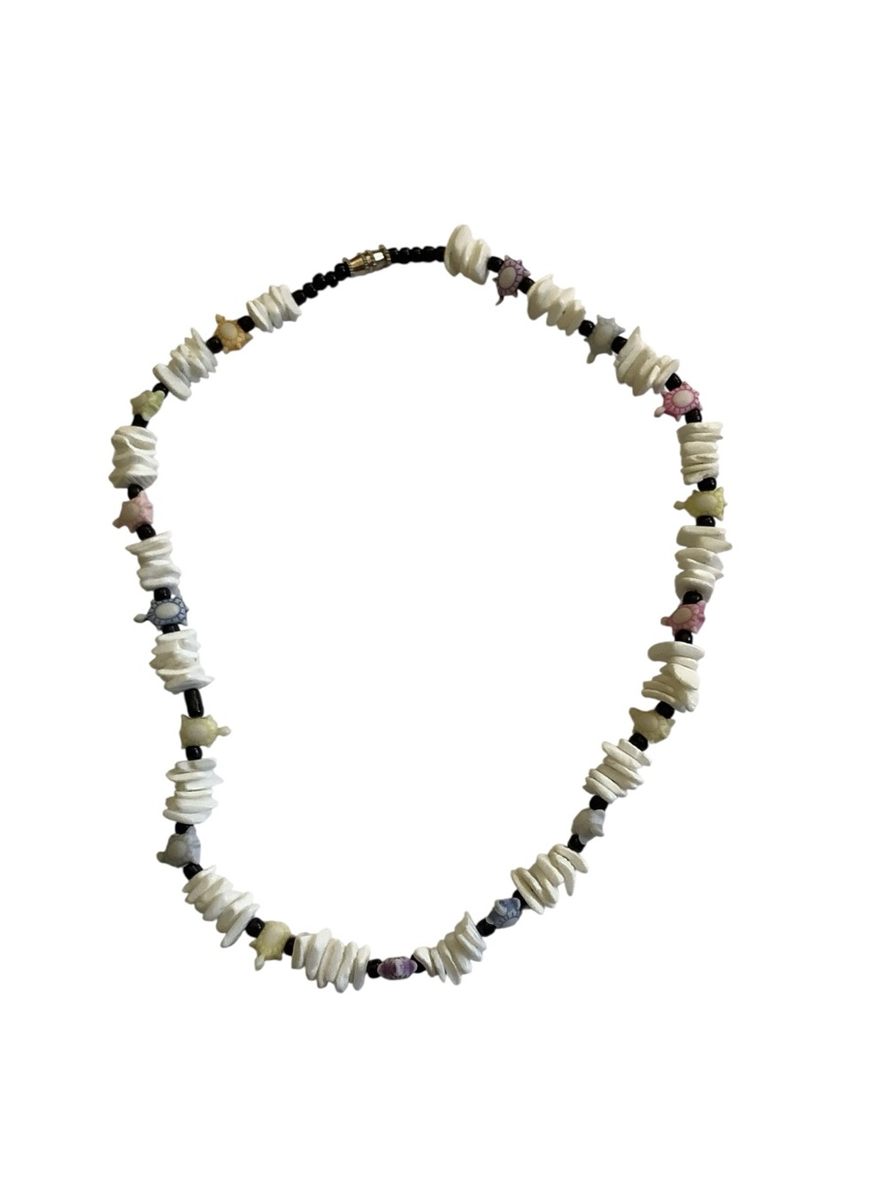 Vintage Hawaiian Shell Choker Necklace with Carved Turtles